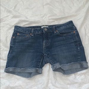 Aeropostale cut off shorts